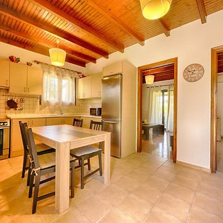 Cozy Family Friendly Apartment With Large Garden Close To Beaches - Dirella Kynopiastai Экстерьер фото