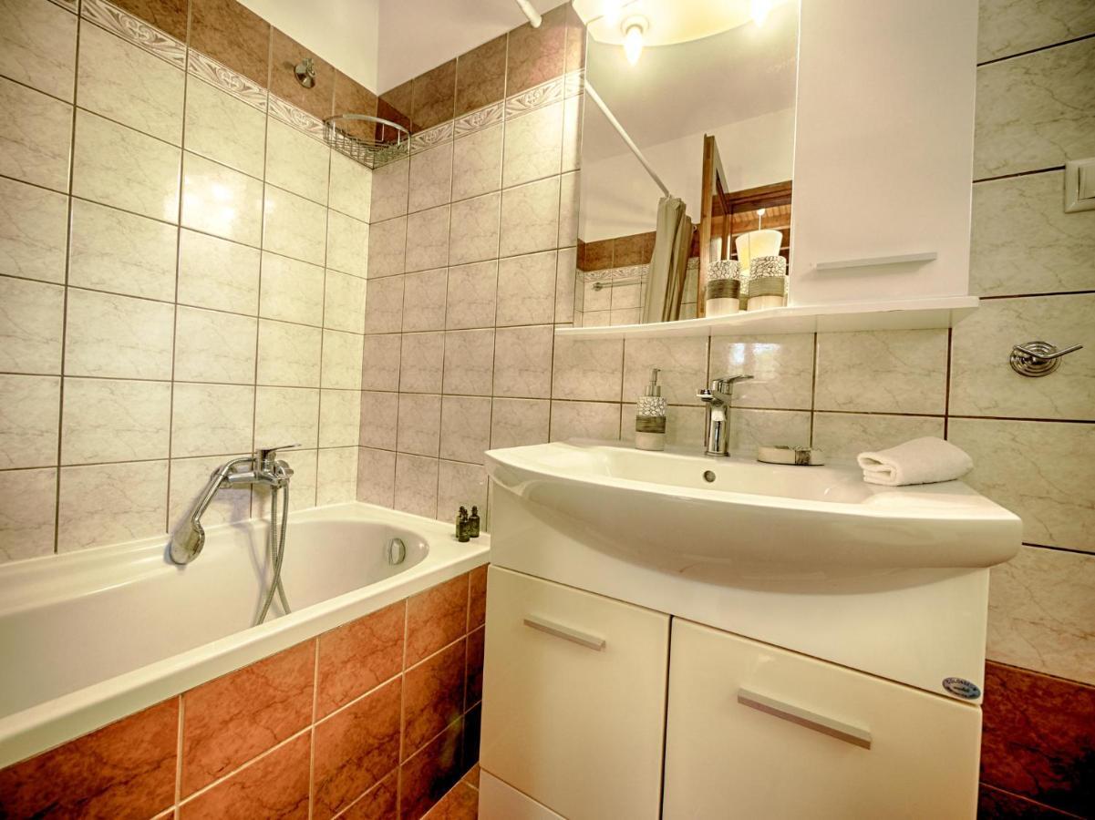 Cozy Family Friendly Apartment With Large Garden Close To Beaches - Dirella Kynopiastai Экстерьер фото