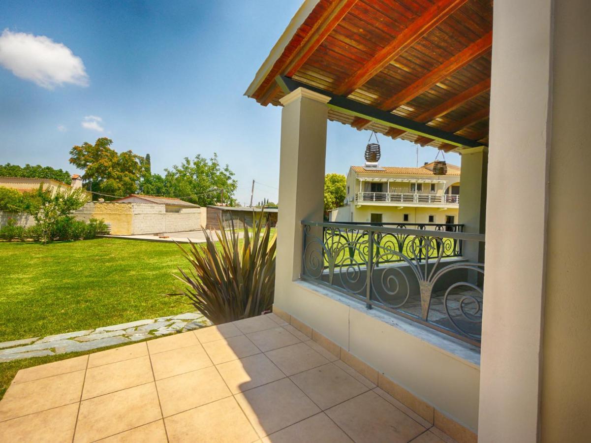 Cozy Family Friendly Apartment With Large Garden Close To Beaches - Dirella Kynopiastai Экстерьер фото