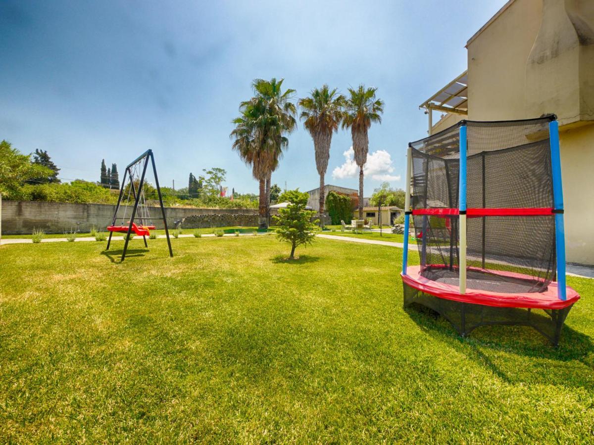 Cozy Family Friendly Apartment With Large Garden Close To Beaches - Dirella Kynopiastai Экстерьер фото