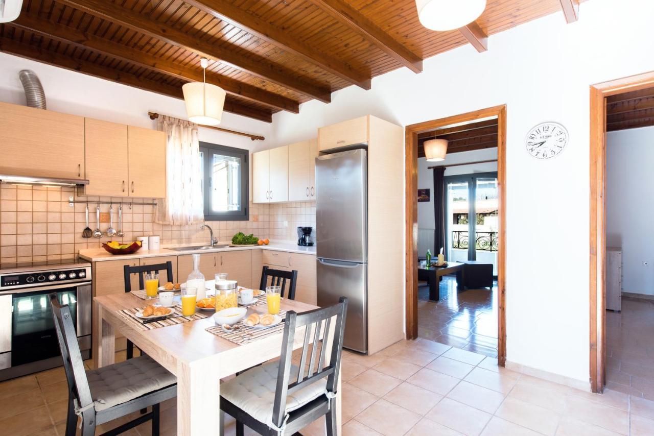 Cozy Family Friendly Apartment With Large Garden Close To Beaches - Dirella Kynopiastai Экстерьер фото